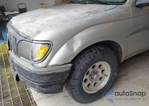 2001 Toyota Tacoma from USA, damaged, VIN 5TENL42N71Z740613